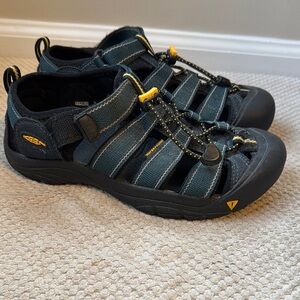 Keen Blue and Yellow Outdoor Waterproof Sandals boys- size 6